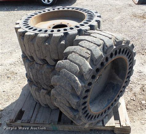 12-16.5 skid steer tires dimensions|12 16.5 solid tires.